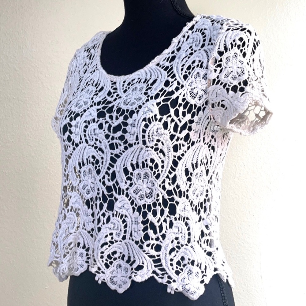 Crochet Short Sleeve Top